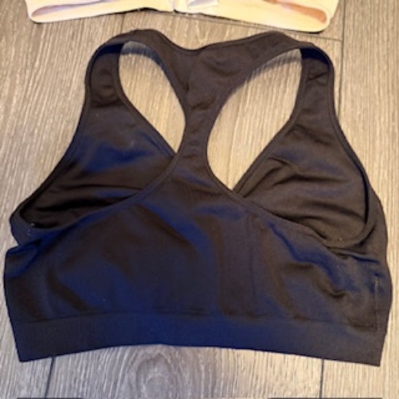 34D bras - Picture 7 of 8